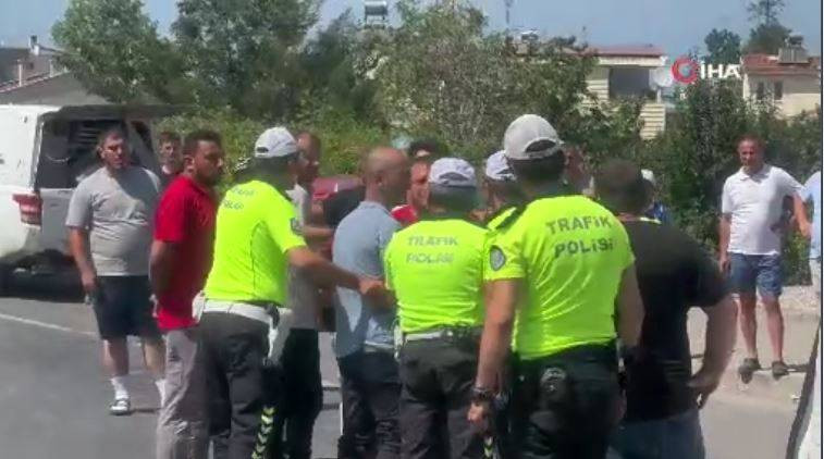 Kamyon evin bahçesine uçtu! Çok sayıda yaralı var - Resim: 17